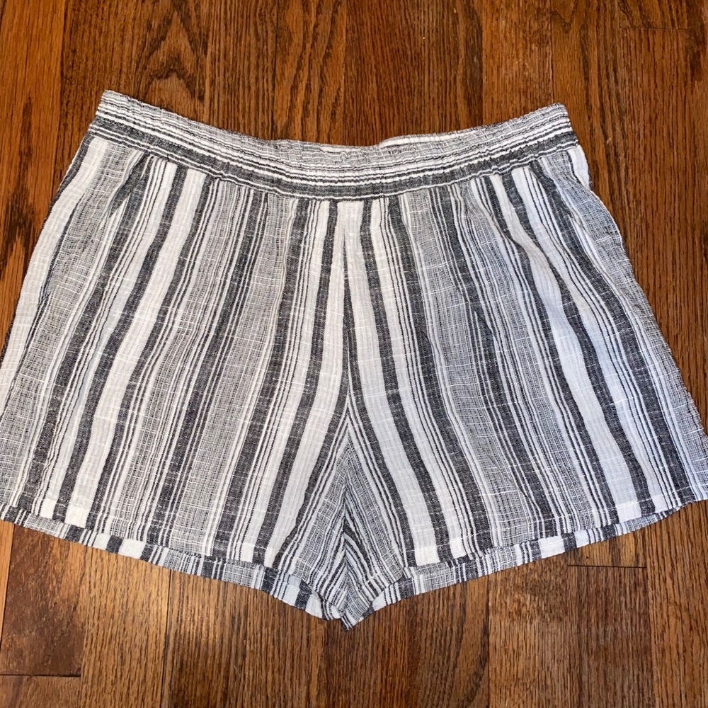 Abbeline striped shorts